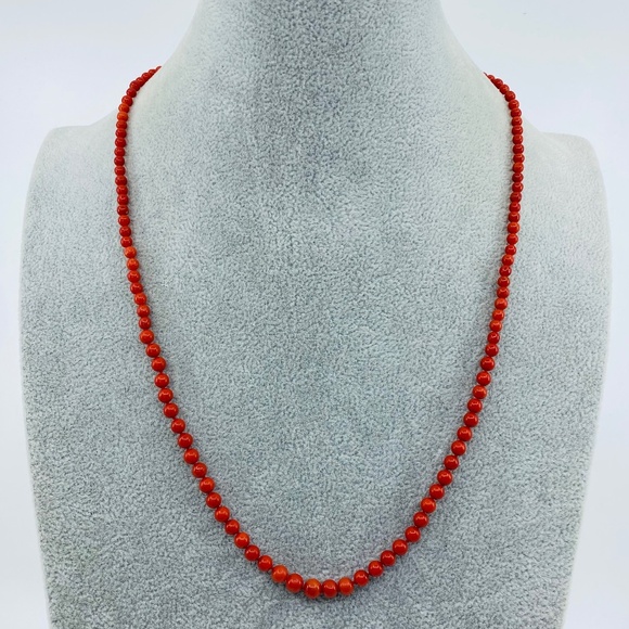 Vintage 14kt gold natural red coral graduated silk knotted...